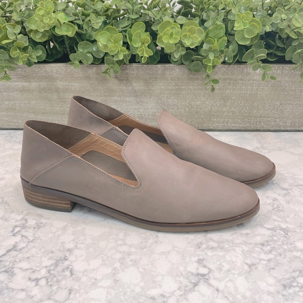 Lucky Brand Leather Cahill Slip-On Flats in Dark Driftwood, Size 8